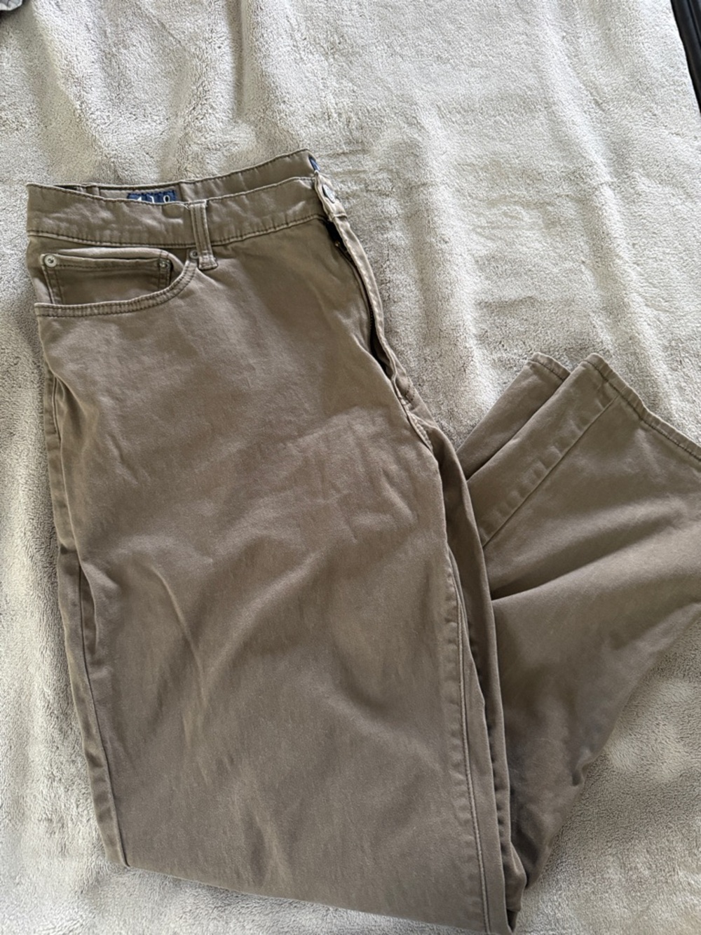 Lucky Brand Men's Chinos in Olive Tan